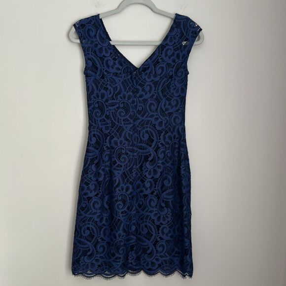 Lilly Pulitzer Rosaline Dress in Bright Navy About Face Lace Size 0 - Picture 4 of 12